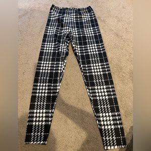 Shein plaid black and white leggings